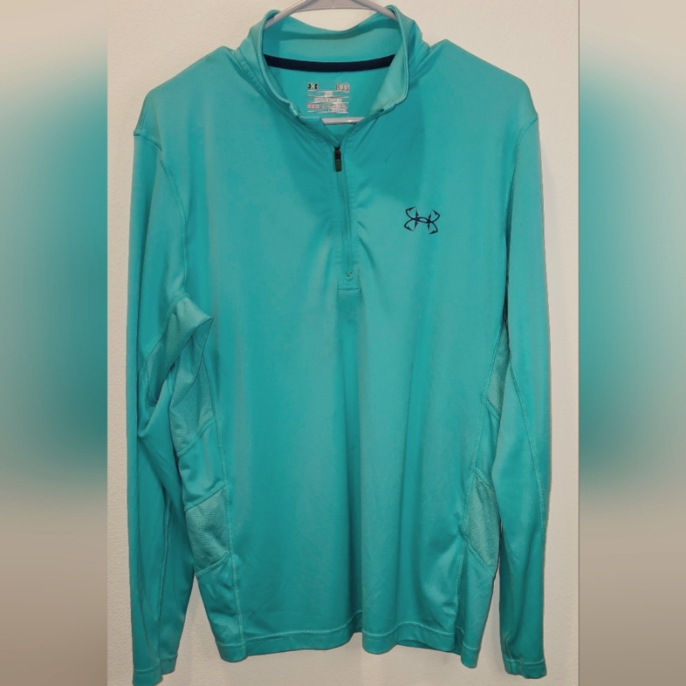 Woman's size Large Under Armor Heatgear Half zip long sleeve shirt